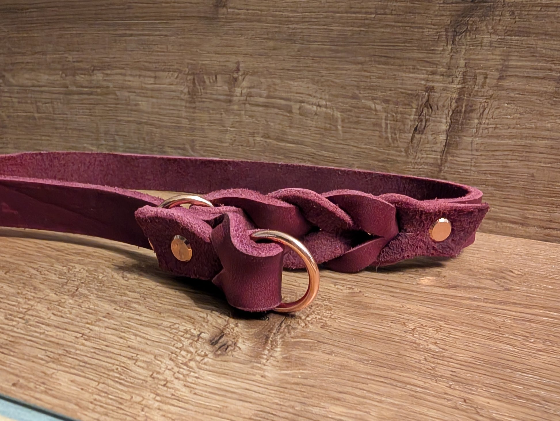 Halsband Beere Fettleder L - Chaosqueens Manufaktur